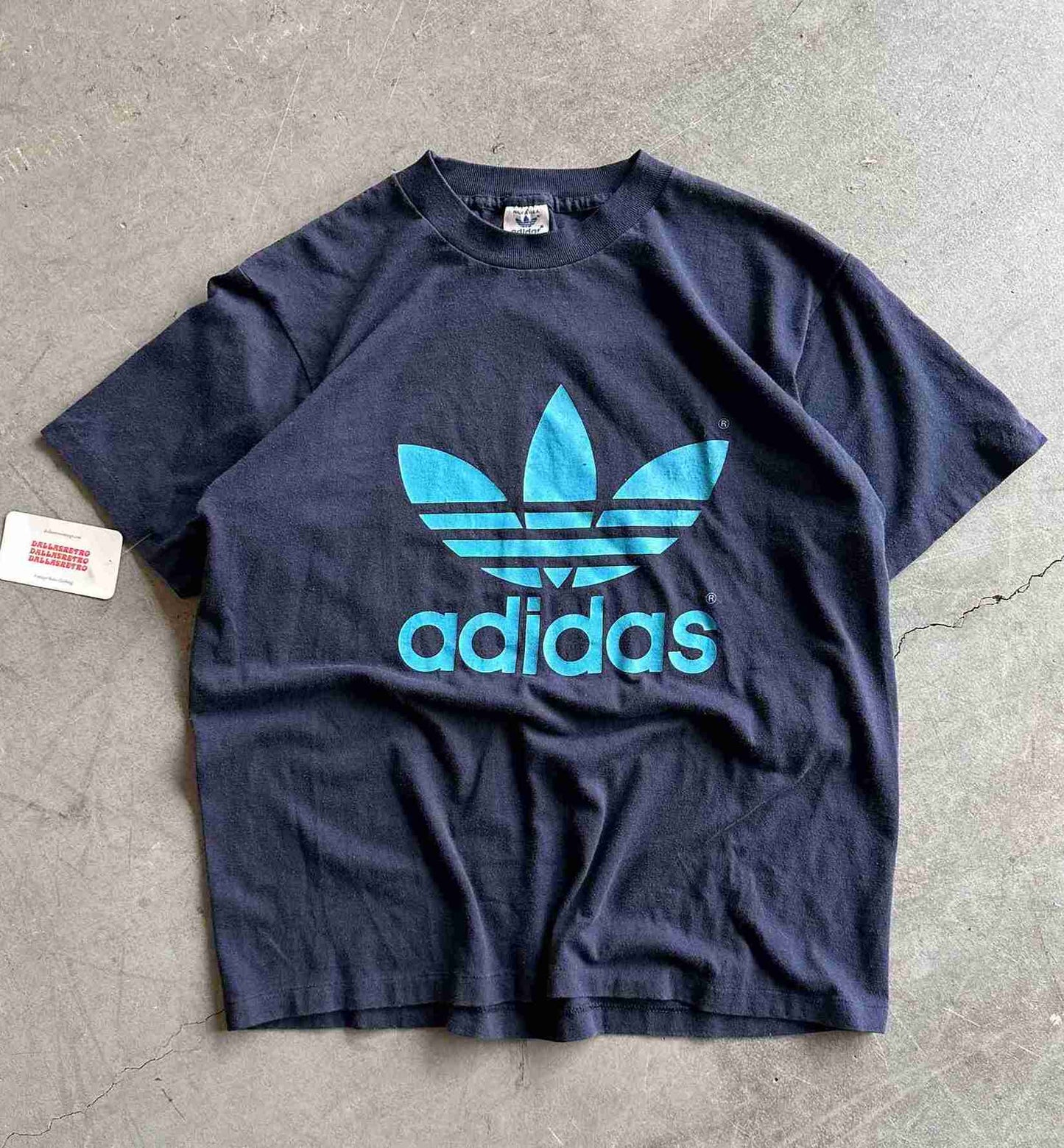 Adidas 80's T-Shirt Size M